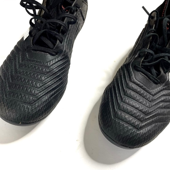 Adidas Predator Soccer Cleats - size 11 1/2” - Picture 4 of 11